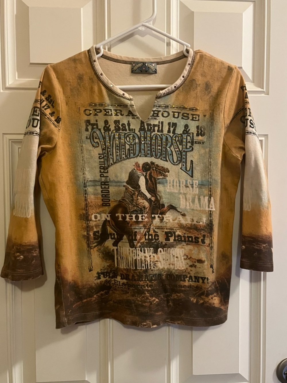 Vintage Vanilla Sugar Women’s Western Graphic Top.  Size Medium.